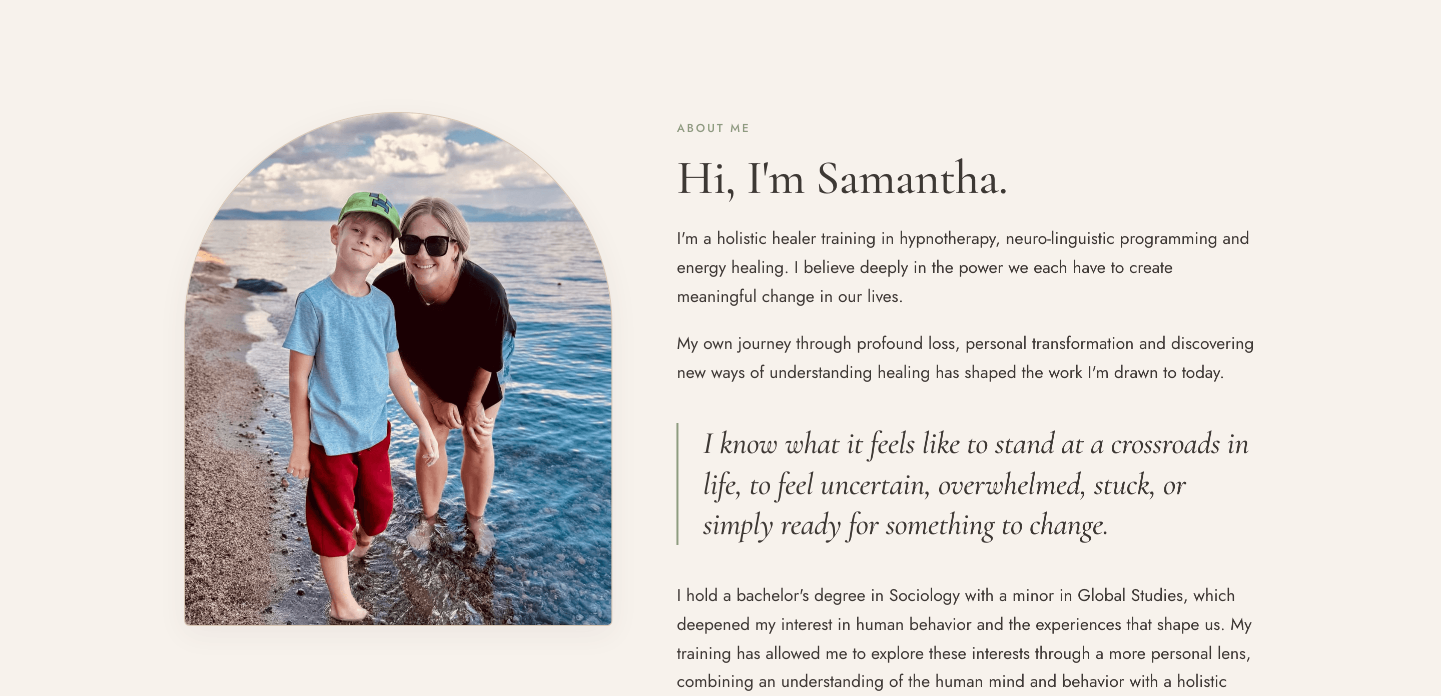 Samantha Powdrell's About section: an arch-framed photo of Samantha at the water's edge beside the heading “Hi, I'm Samantha.”